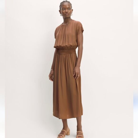 Everlane Dresses & Skirts - NWOT Everlane The Gathered Midi Dress Carob Brown Size  XXS